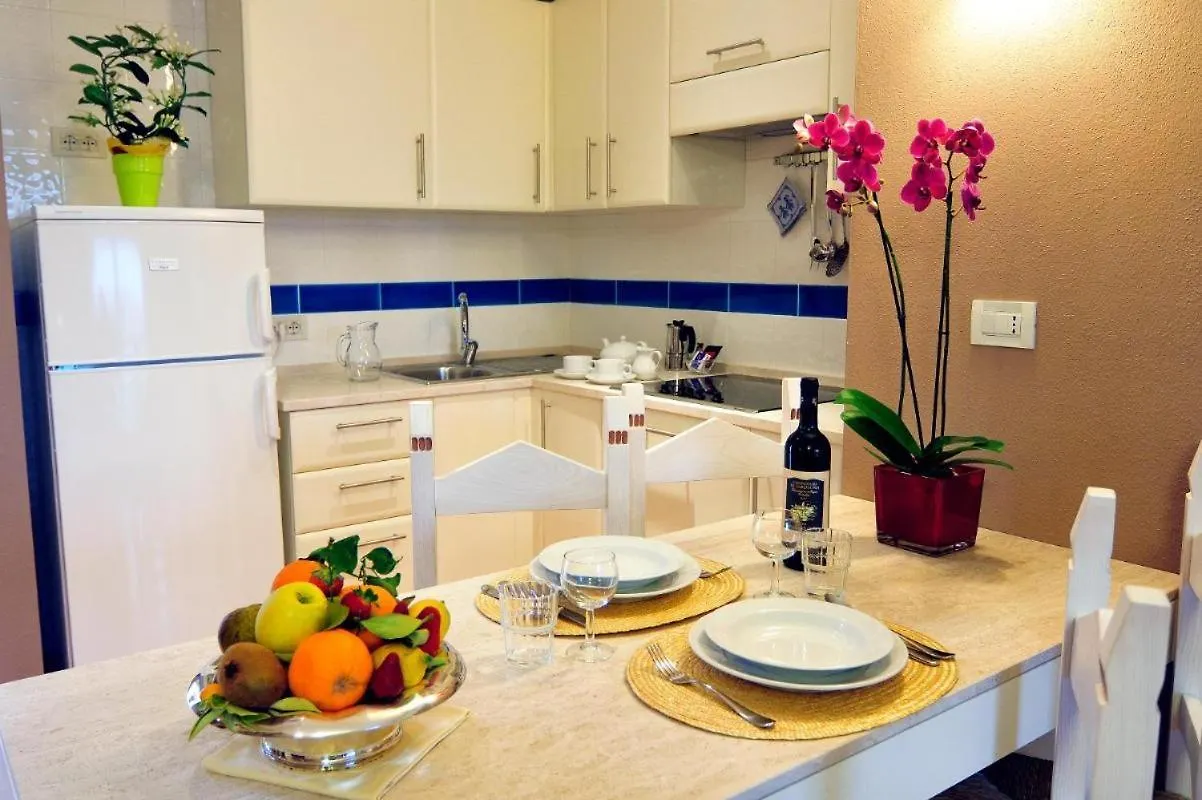 Tranquil Lantana Resort 2 Bedroom Apartments For 7 People Pula